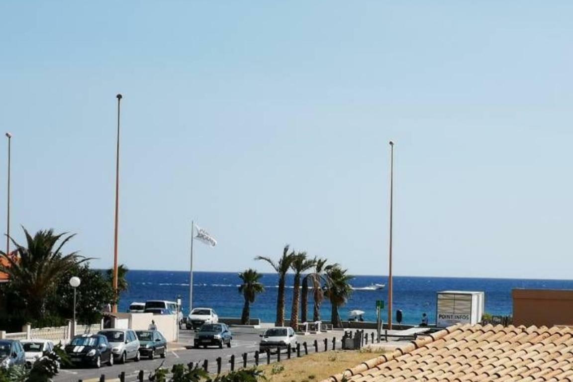 Face A La Mer Avec Clim, Wifi, Parking Le Barcarès Екстериор снимка